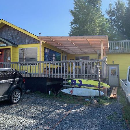 Tofino Travellers Guesthouse Exterior photo
